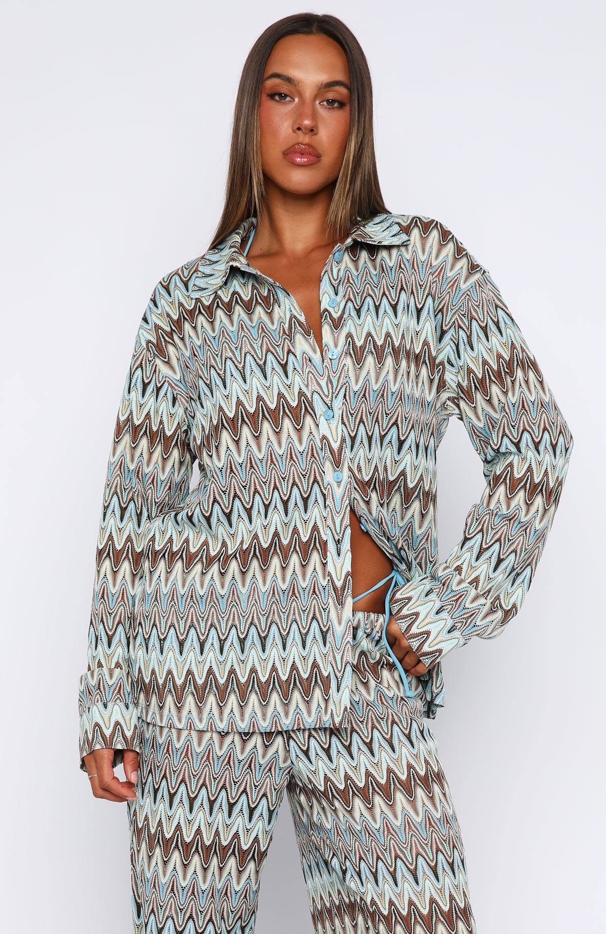 white-fox-doll-behaviour-long-sleeve-shirt-ocean-waves-blue-01