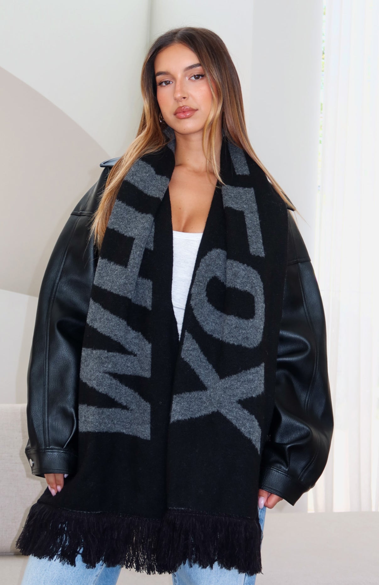 white-fox-falsetto-scarf-black-9.12.24-01