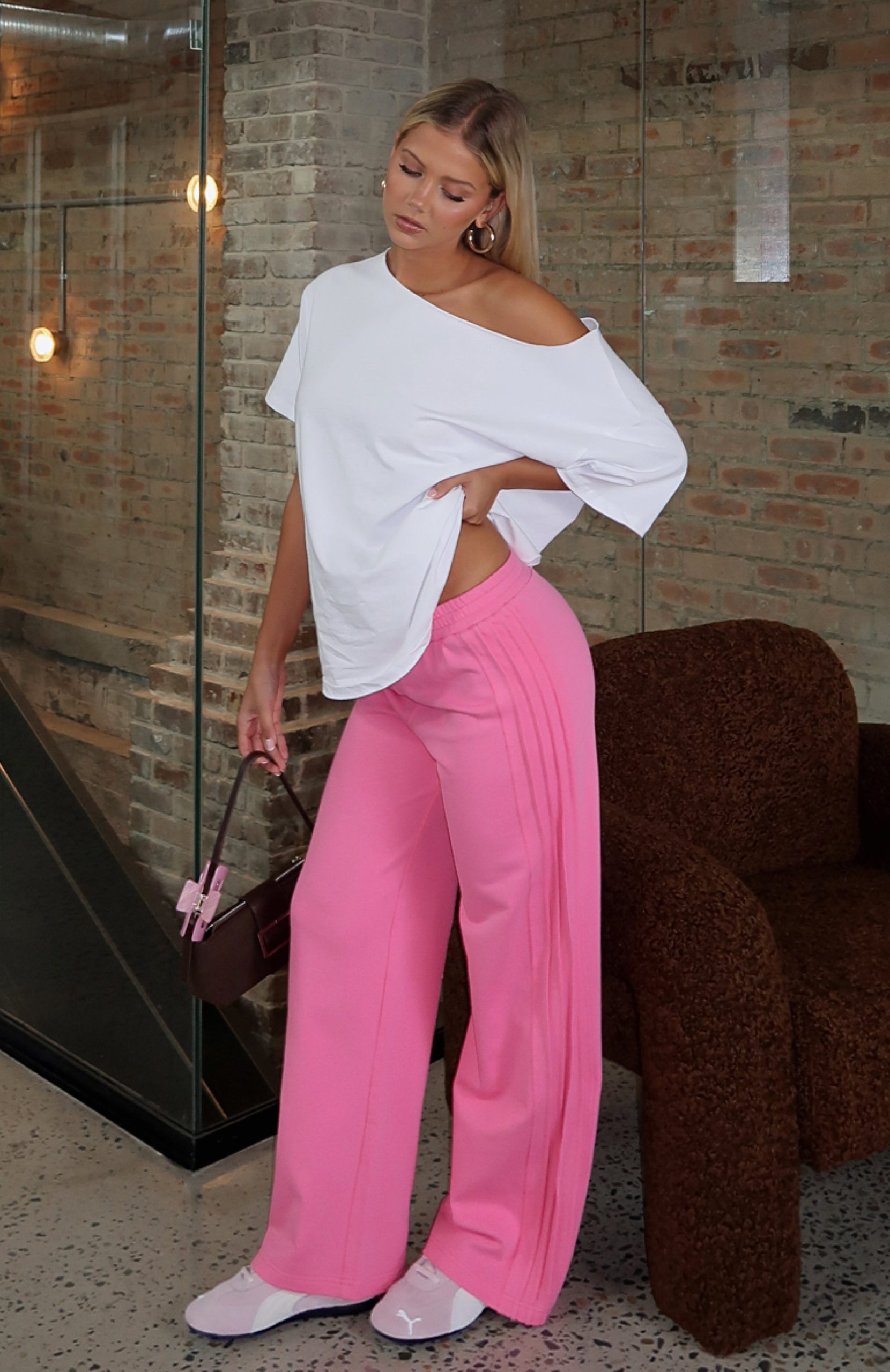 white-fox-stuck-in-the-city-track-pants-hot-pink-pink-26.8.25-04